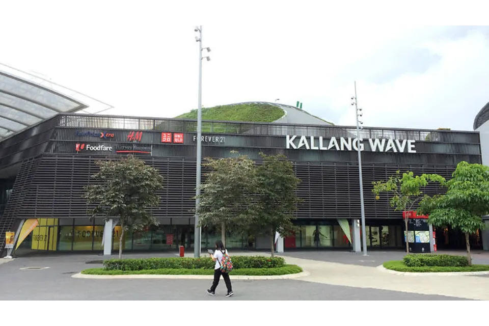 kallang wave mall