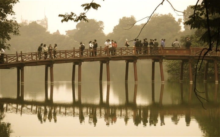 hanoi vietnam best travel guide and food rerview