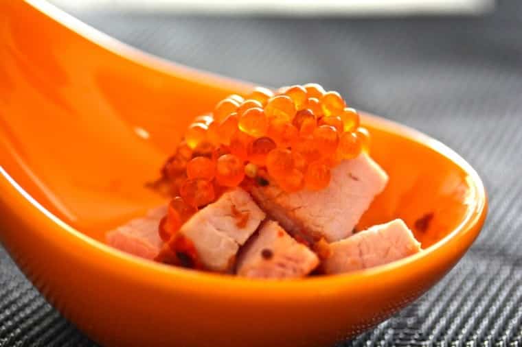 Yeah my friends it is indeed salmon roe caviar with roast pork, but how nice does that look?