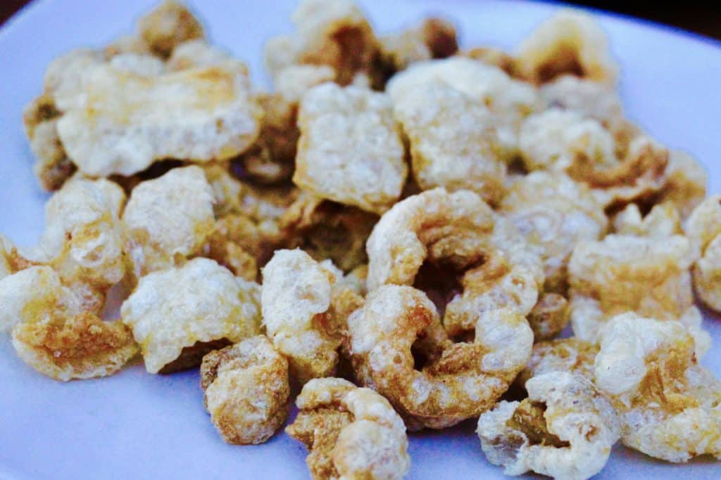 Chiang Mai review the riverside pork rinds