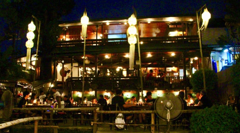 Chiang Mai review the riverside restaurant