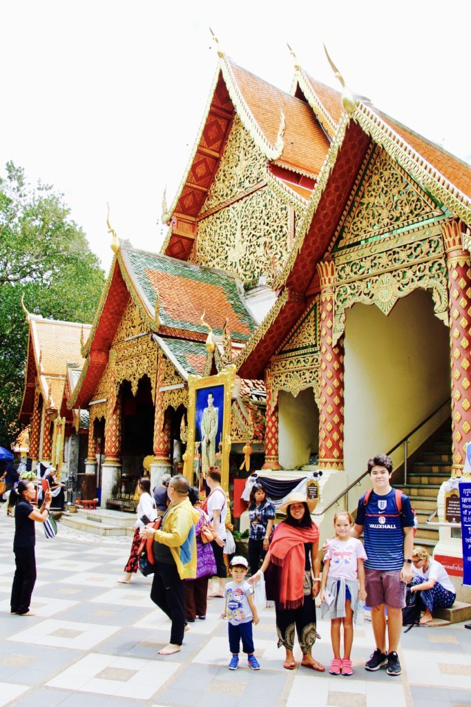 Chiang Mai Review golden buddhist temples