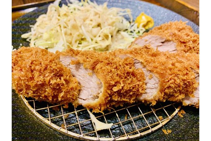 ma maison kurobuta pork cutlet