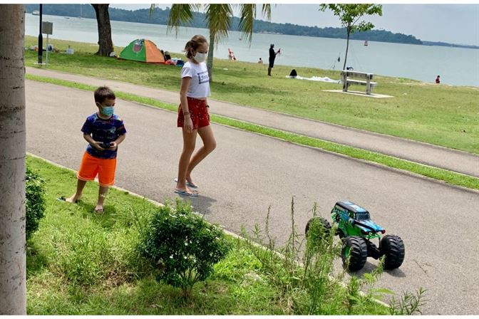 changi beach remote controlled cars