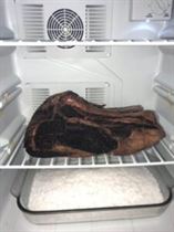 6-week steak dry-ageing