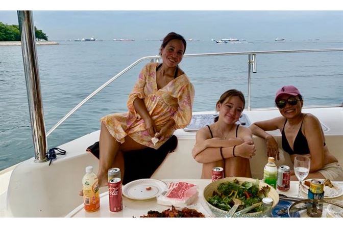 ChillaxBBQ Knibbs Anniversary the girls lower deck Exquisite BBQ on a yacht | ChillaxBBQ 2023