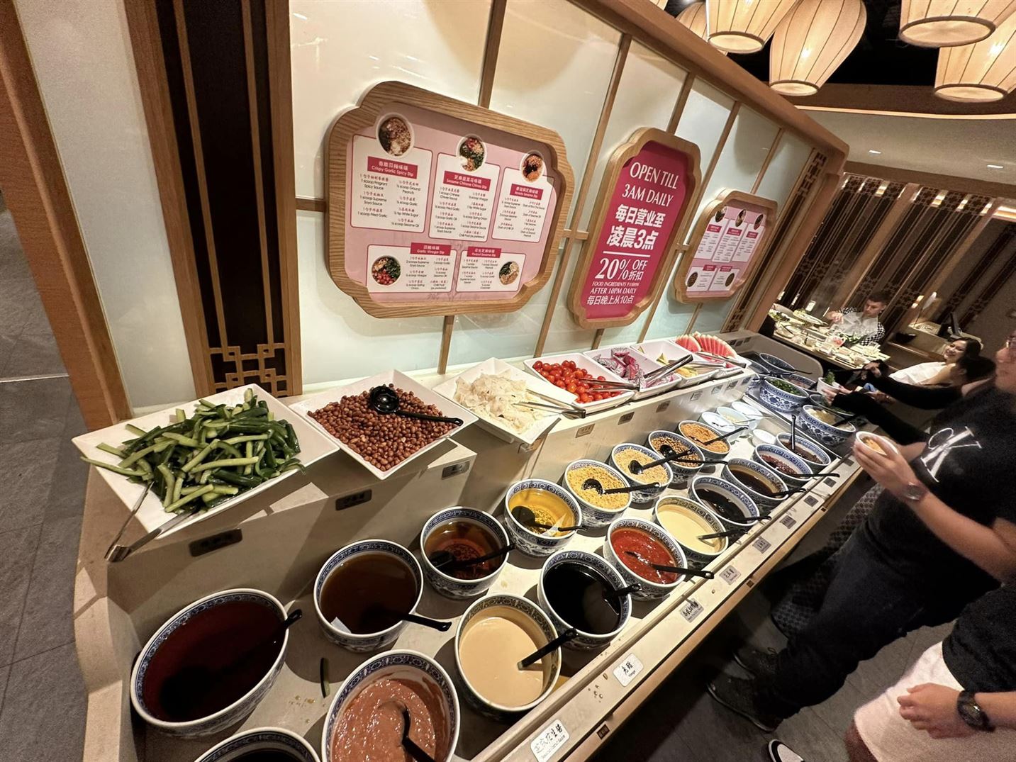beauty in the pot condiments 48 Amazing Jewel Restaurants at Changi Airport