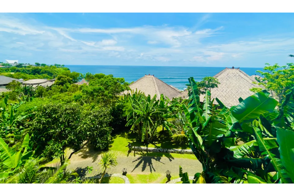 Mana Uluwatu Restaurant Sea View