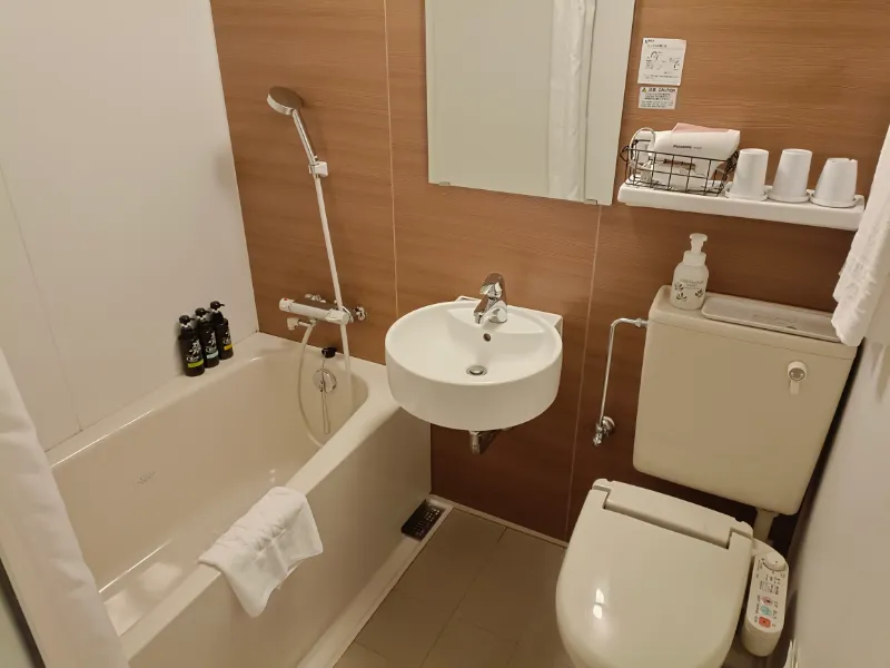 Sotetsu Fresa Inn Tokyo Kyobashi Bathroom