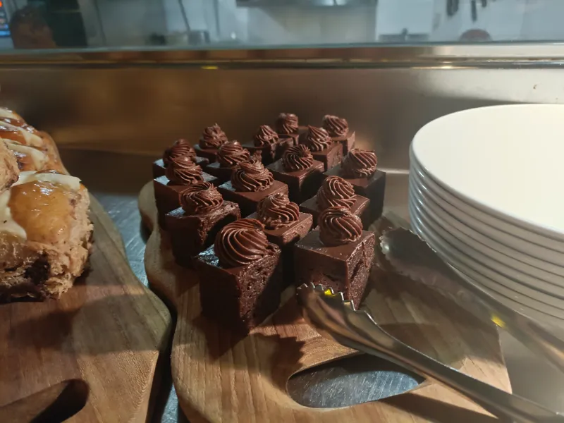Bar-A-Thym Chocolate Brownies