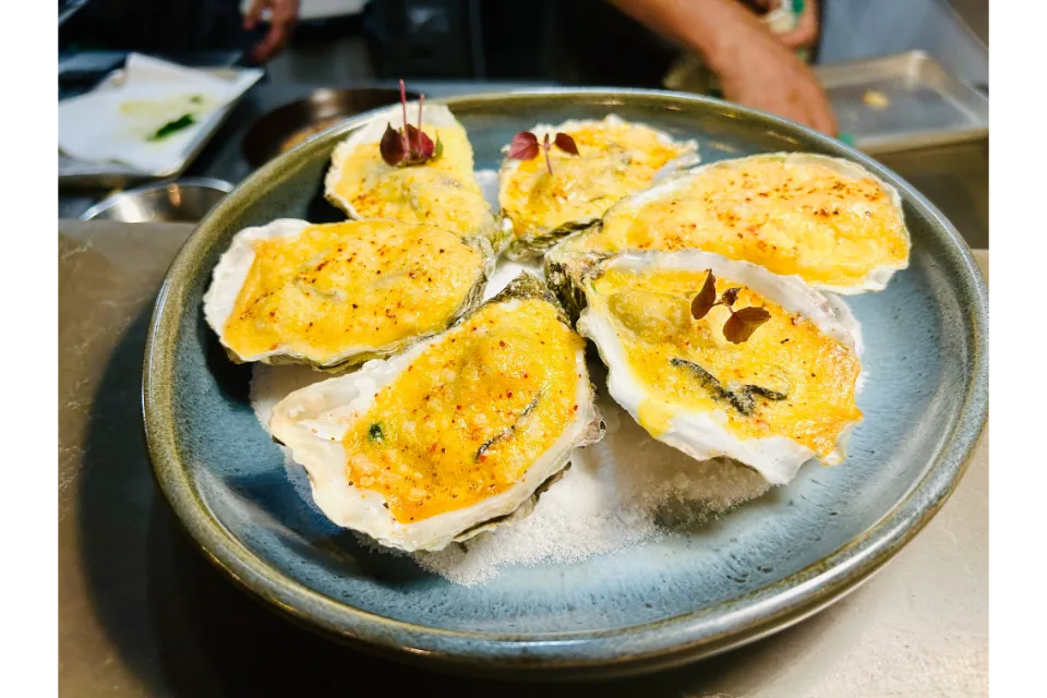baked oysters at bar-a-thym