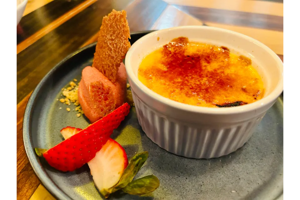 bar a thym creme brulee