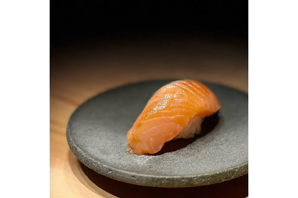 ashino sushi chijmes restaurants