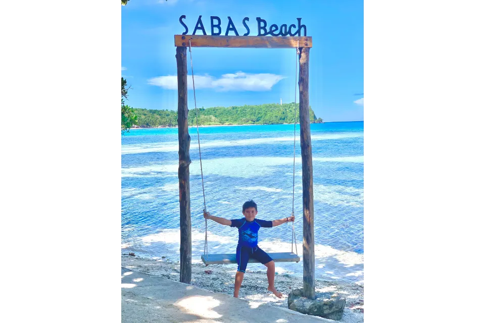 coco grove beach resort jude on Sabas Beach Swing