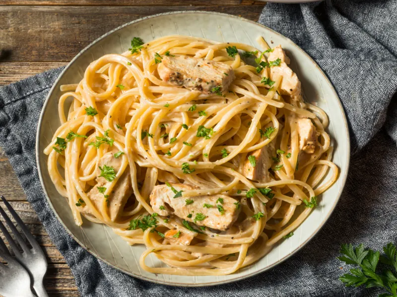 Fettuccine Alfredo Indulge in La Dolce Vita! Discover the Top 10 Italian Main Course Meals That Will Change Your Life!