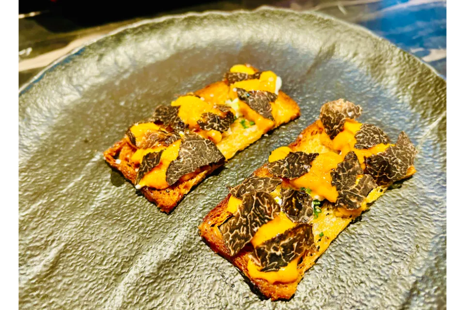 esquina restaurant sea urchin toast