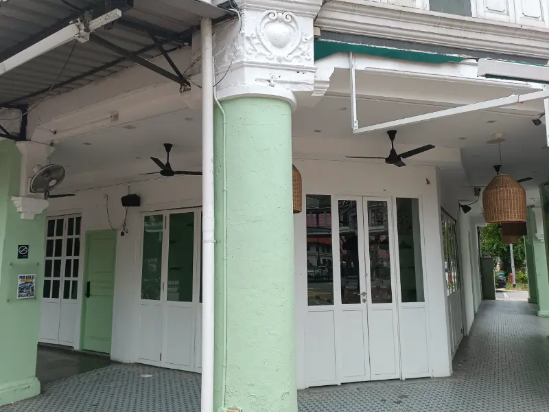 Tilly's East Coast - Irish Bar & Grill Permanently Closed