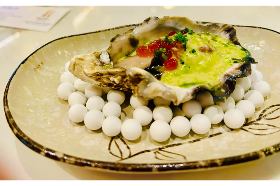 bolonia singapore spanish restaurant oysters with prawn sauce and caviar
