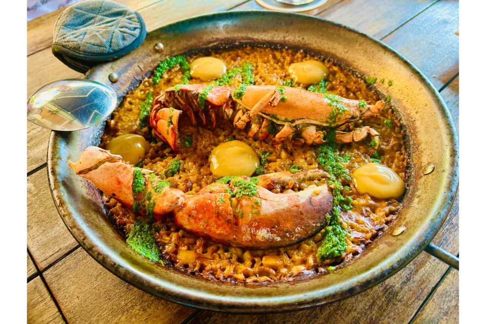 eat spain drink spain next door spanish cafe lobster paella
