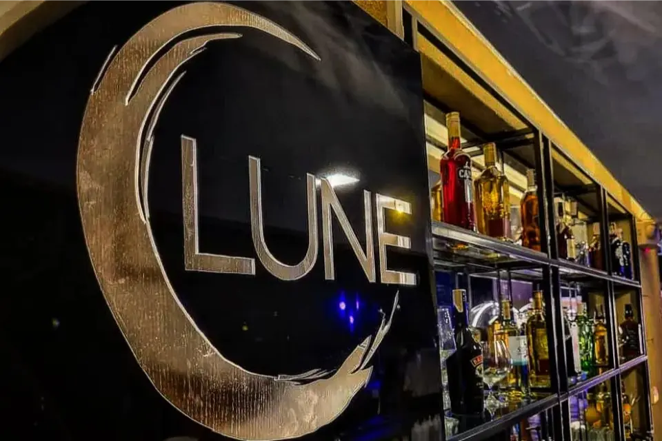 Lune restaurant and bar BE grand resort best restaurants in bohol lune sign