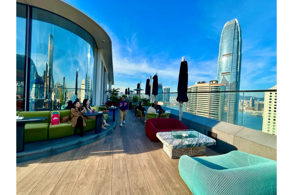 Best five day hong kong itinerary landmark rooftop bar