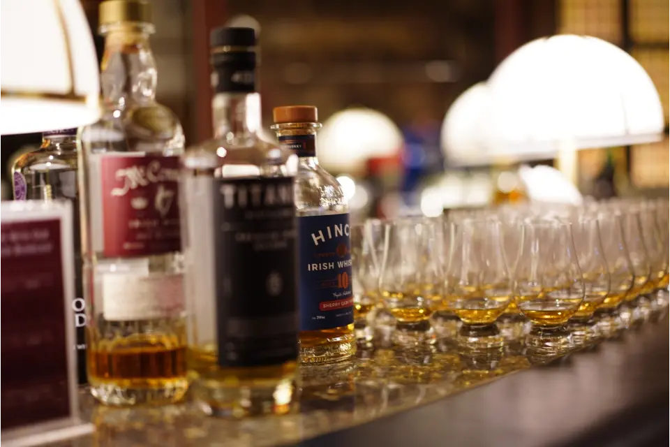scottish whiskey irish whisky tasting quaich bar tasting ours