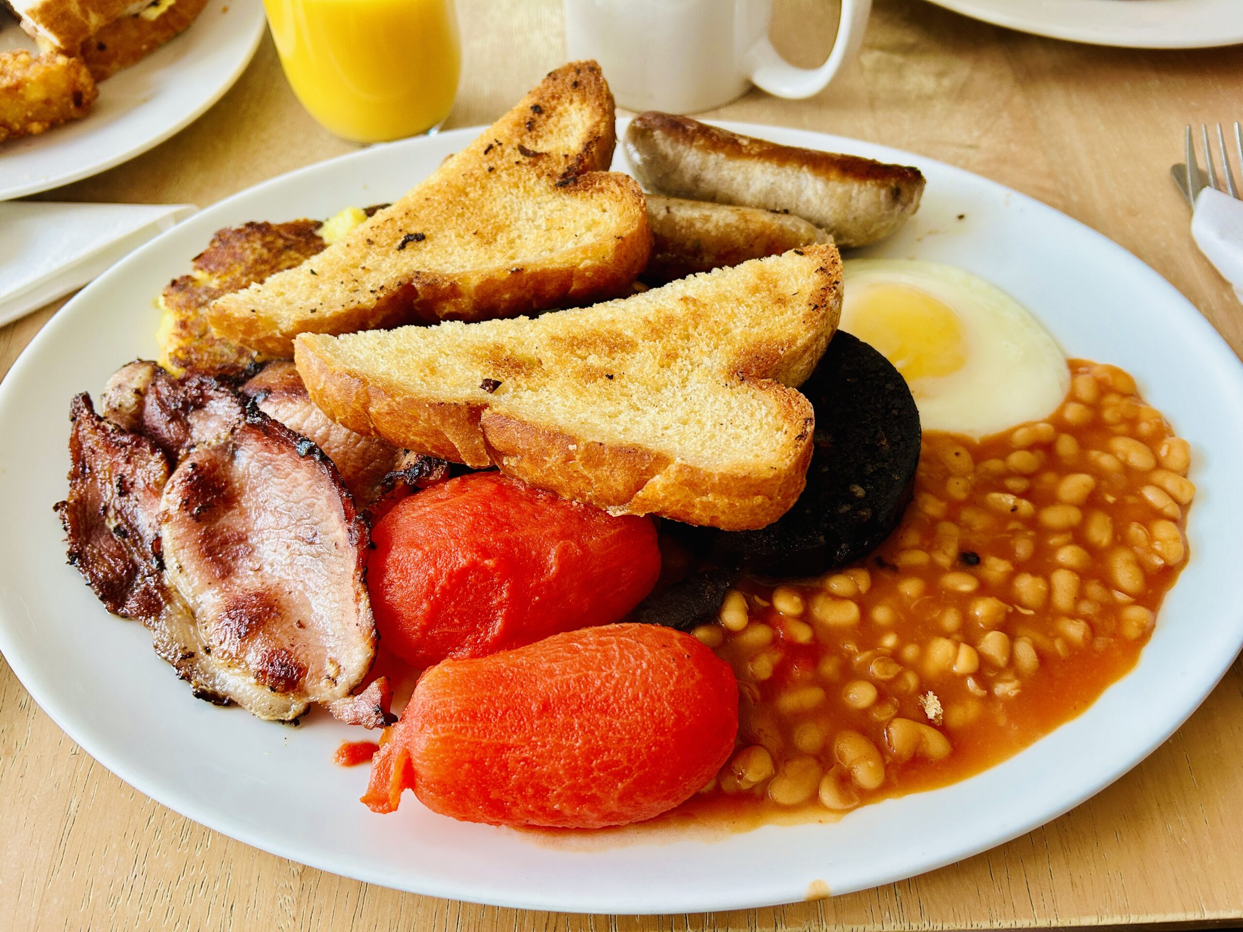 Zaras Cafe Diner Birchington Review 10-piece full english breakfast