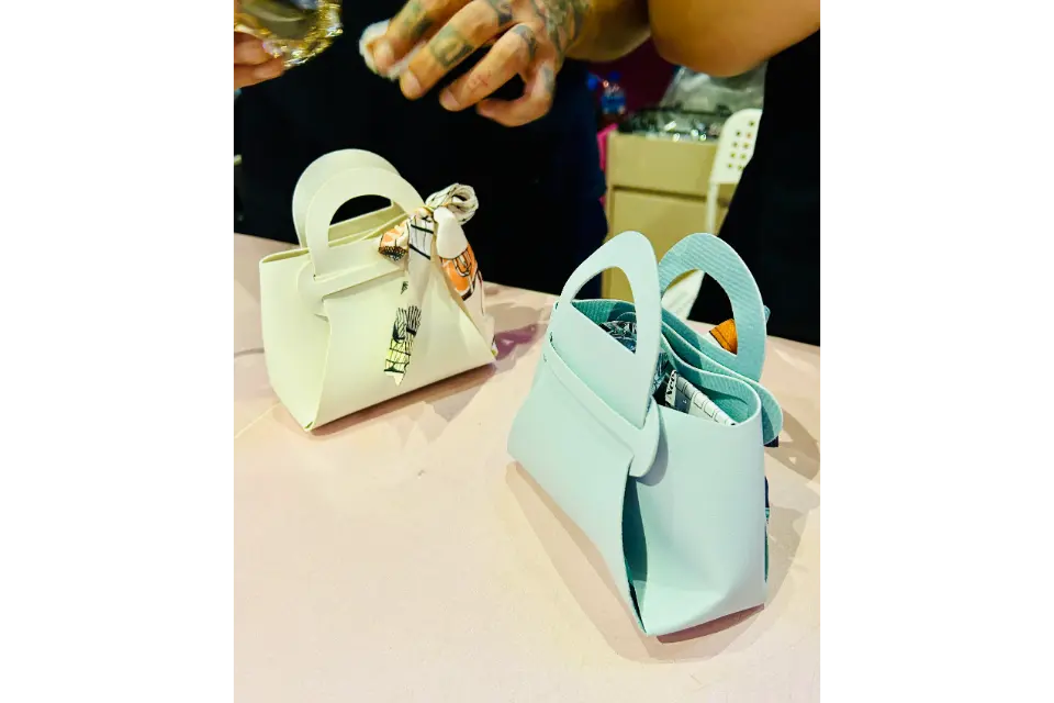scentopia review singapore sentosa perfume handbags