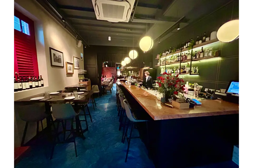 cenzo review best italian on club street interior