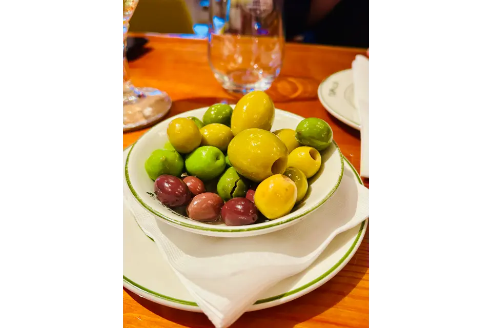 tapas24 review olives