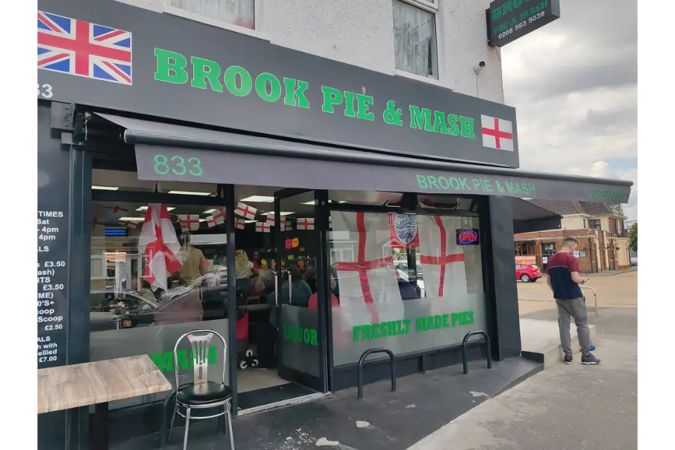 brook pie and mash