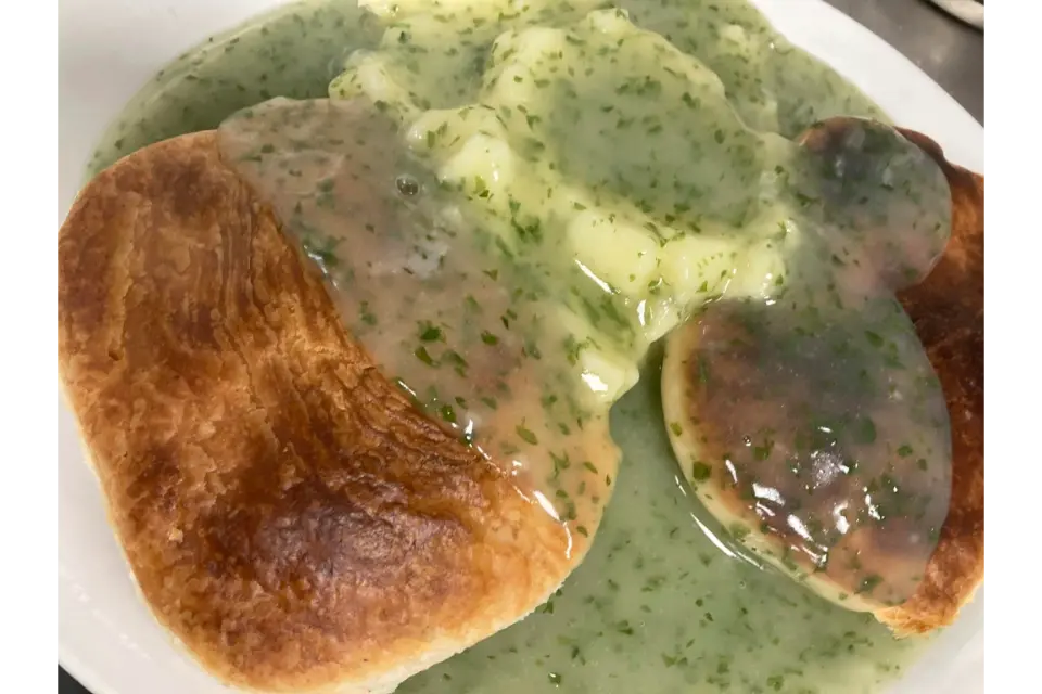 sie's pie and mash