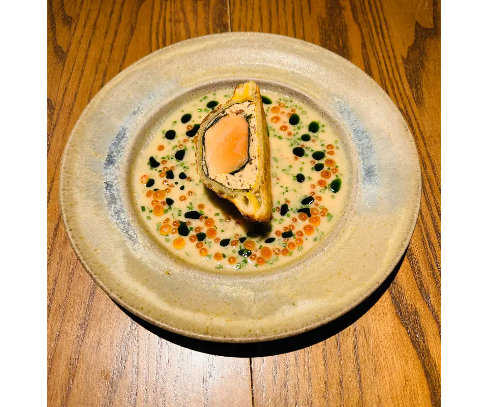 cure michelin-star review cure andrew walsh salmon en croute and roe butter sauce cut up