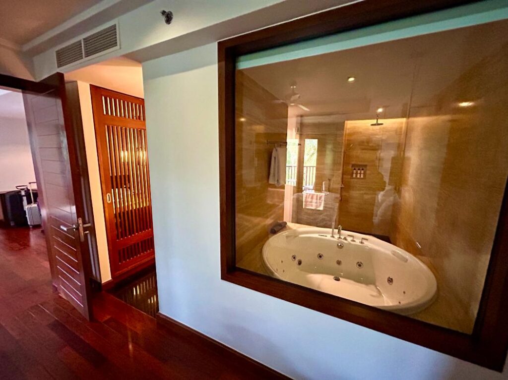 pullman danang beach resort review bath tub