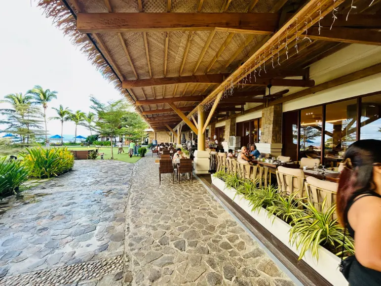 bellevue resort review philippines breakfast seating area