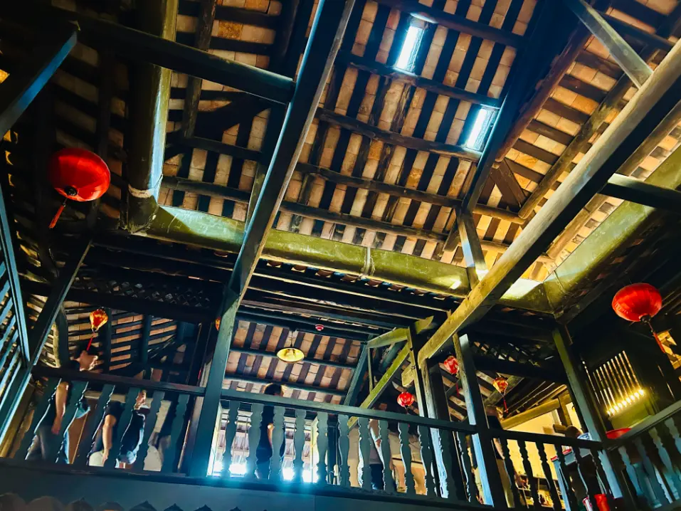 what to do in hoi an ancient hoi an house rafters