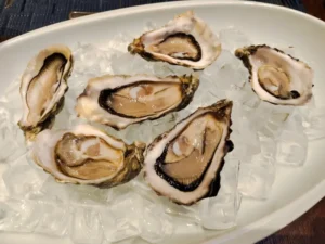 Freshly Shucked Oyster – SGD 28.00