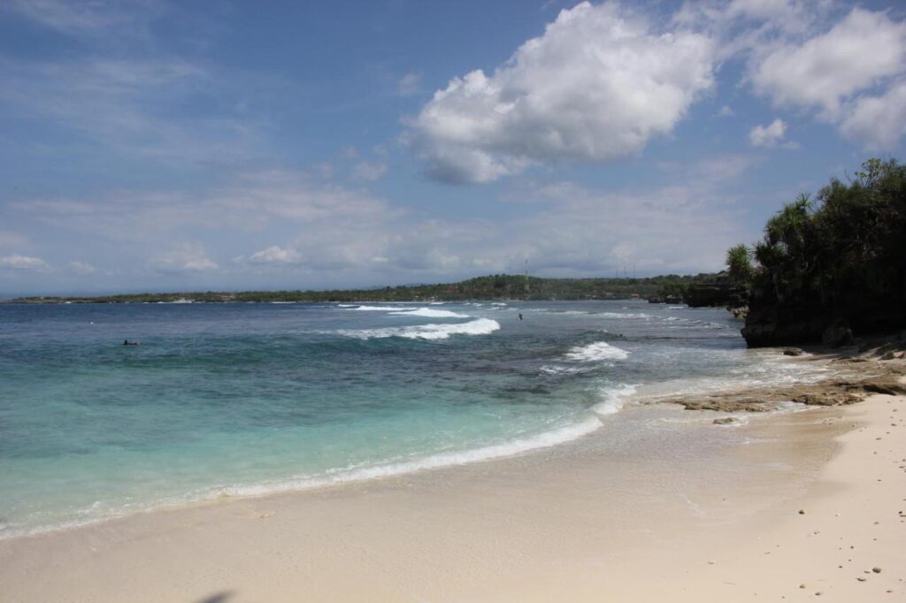 Nusa Ceningan Island