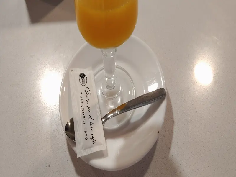 Churrería Cafetería Diego - Santisteban del Puerto, Jaén 5 Churrería Cafetería Diego - Santisteban del Puerto, Jaén Freshly Squeezed Orange Juice and Sugar at Churrería Diego