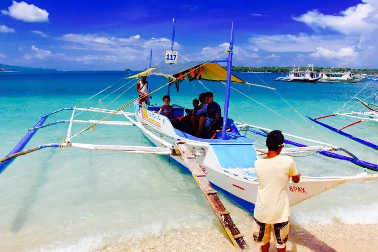 boracay review crystal cove visit