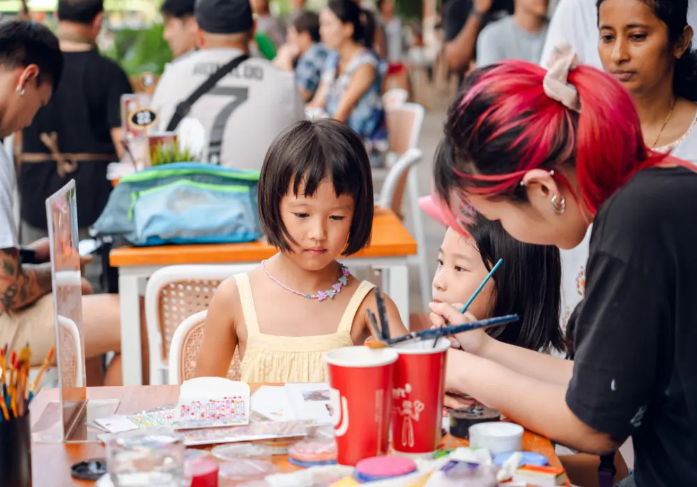 3-Day Día de los Muertos Fiesta in Singapore by Chimichanga 4 3-Day Día de los Muertos Fiesta in Singapore by Chimichanga Family-friendly activities: Airbrush tattoos on Sat 1 Nov, face-painting on Sun 2 Nov, and goodie-bags while stocks last (1 pm–3 pm & 6 pm–9 pm) at Paya Lebar, VivoCity & Holland Village outlets.
