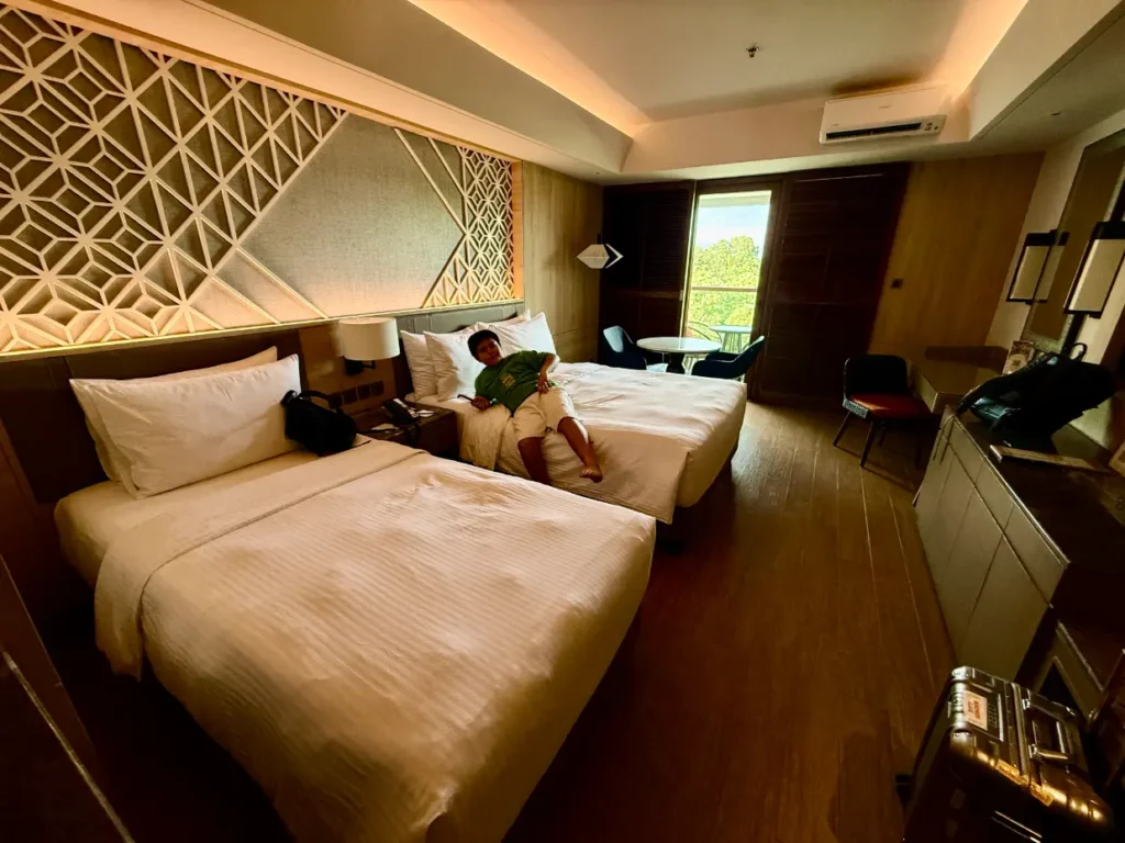 HENANN PREMIER BEACH RESORT REVIEW bedroom