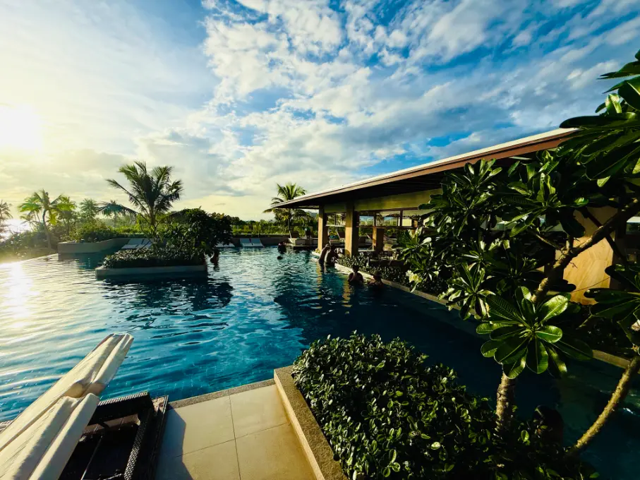 HENANN PREMIER BEACH RESORT REVIEW rooftop pool