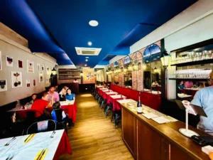 Restaurant Reviews 11 Restaurant Reviews l'entrecote siglap review best steakhouse east coast interior view