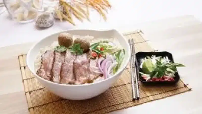 Woodleigh Mall Food Guide: 10 Must-Try Restaurants 4 Woodleigh Mall Food Guide: 10 Must-Try Restaurants So Pho - Woodleigh Mall