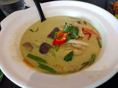 Soi 11 Chicken Green Curry